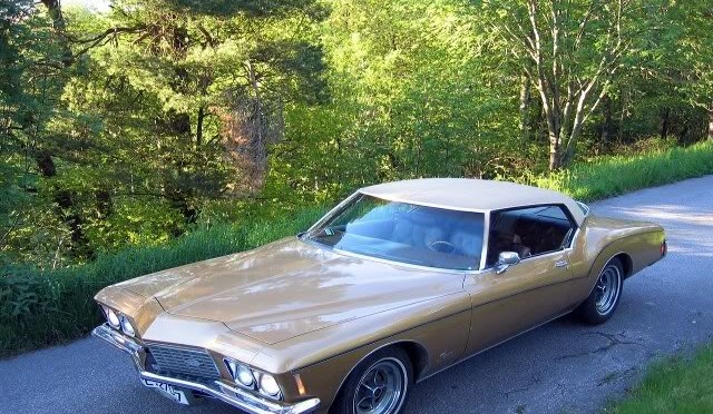 1972 Buick Riviera GS – Golden Brown
